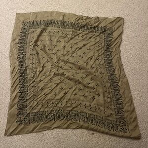 OZMA Olive Bandana with Black Design